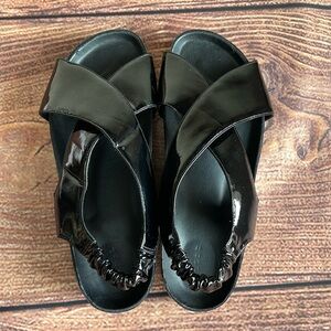 Simon Miller Dip Patent Vegan Leather Platform Slingback Sandals Black Size 41.